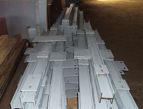 Изготовление изделий из нержавеющей стали для лифтов