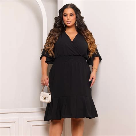 Vestido Plus Size Soltinho Midi - Vestido Midi Plus Size Soltinho em Crepe Duna, Confortável, Elegante e ...