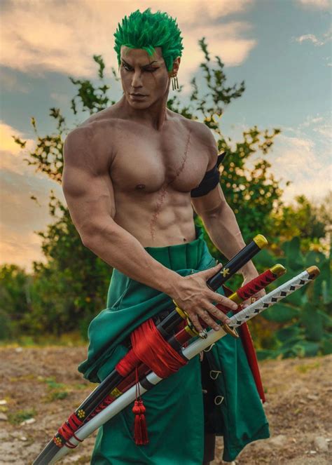 Cosplay One Oiece Roronoa Zoro Cosplayed By Taryn Amon