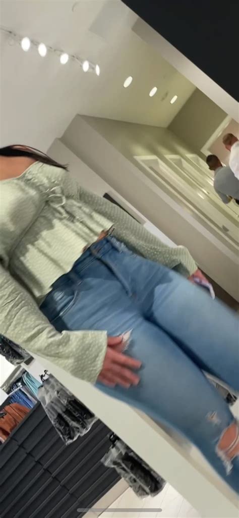 HOT College Brunette With A Perfect Shaped Ass Like How Video Tight Jeans Forum