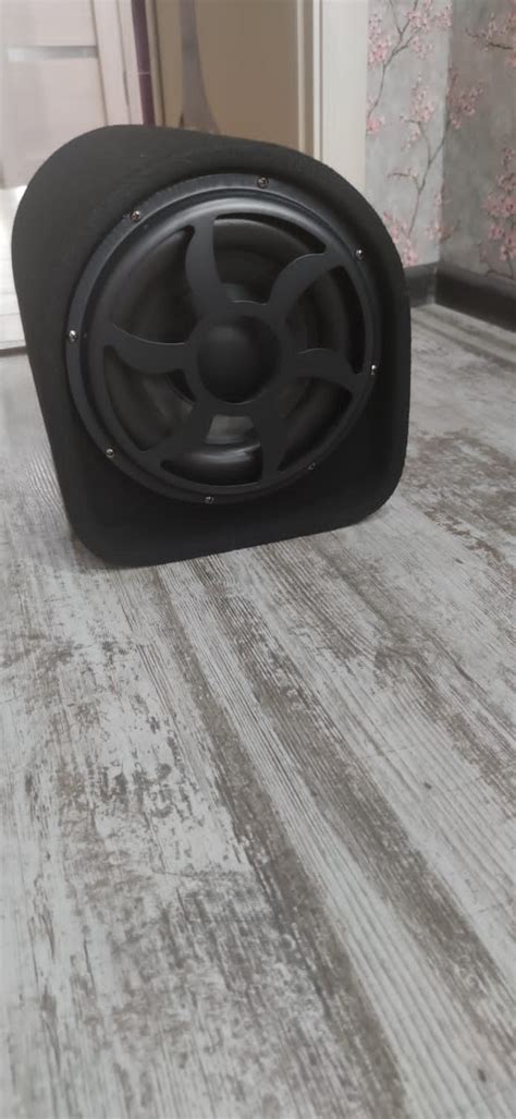 Активный саб — Toyota Prius (30), 1,8 л, 2015 года | автозвук | DRIVE2