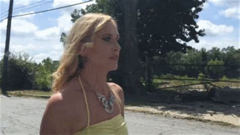 Desperate Blonde Car Wars Clips4sale