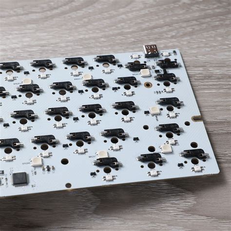 Holy With Hot Swap Pcb Keyboard Kit Shopee Philippines