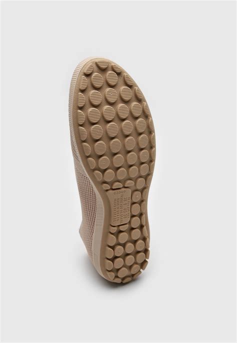 Tênis Slip On Kolosh Texturizado Nude Compre Agora Dafiti Brasil