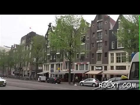 Stunning Hooker Gives A Sizzling Hot Oral Stimulation And Handjob XVIDEOS