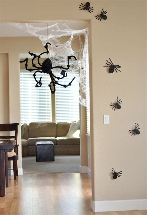 20 Spiders Halloween Decorations Ideas Decoration Love