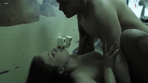 Jennifer Karlberg Nude Pics Seite