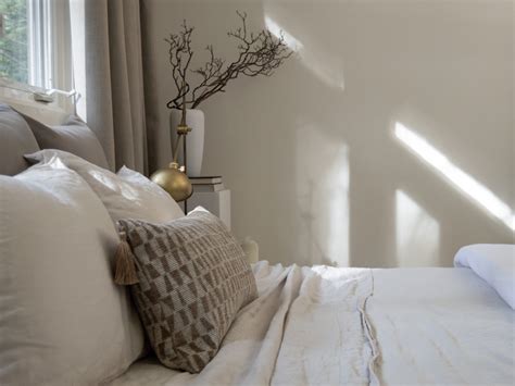 5 Tips For Decorating With Different Shades Of White Cream The