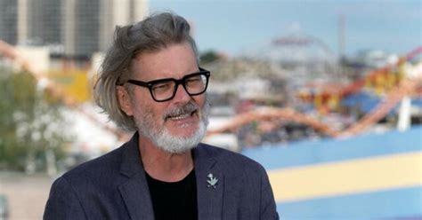 author mo willems discusses  childrens book cbs news