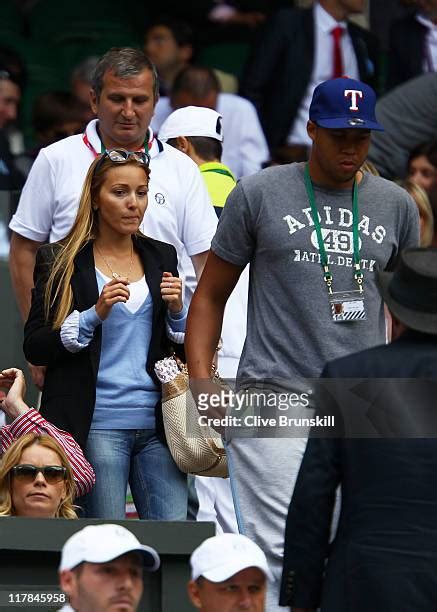 Enzo Tsonga Photos Et Images De Collection Getty Images