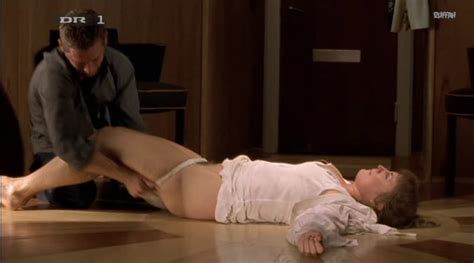 Karen Lise Mynster nude pics página 1