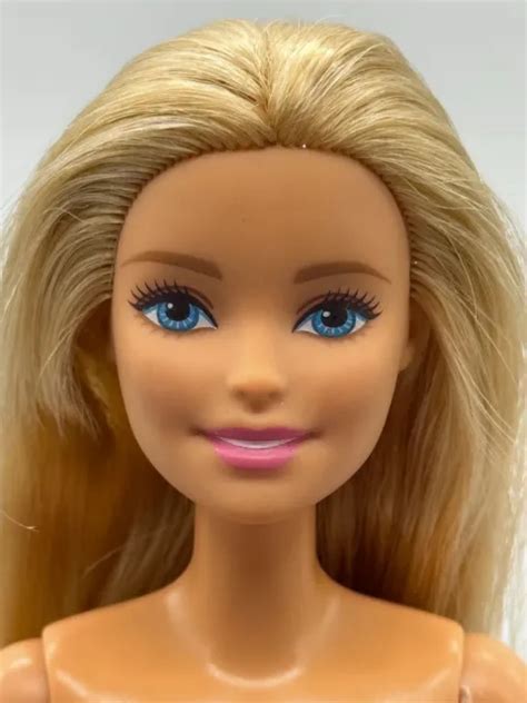 POUP BARBIE WALK Potty Pup Millie blonde genoux articulés pieds plats DWJ S EUR