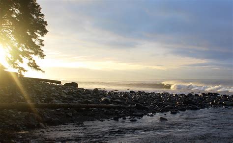 Vancouver Island River Mouth Break Rsurfing