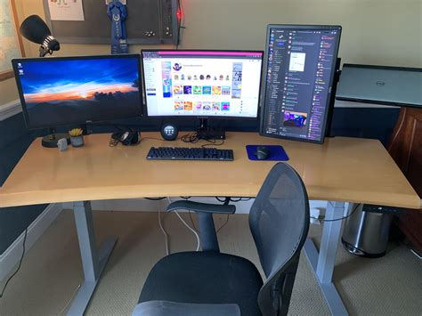 Pc Desk For Triple Monitor at Dean Metoyer blog