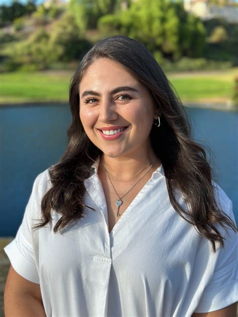 Carolina Oviedo-Munoz - LMFT | HOPE Therapy Group