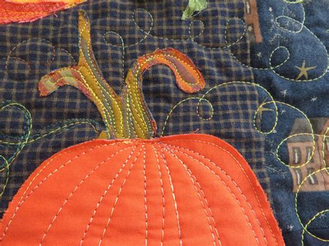 Pumpkin Patch - a raw edge applique quilt - Juki Club