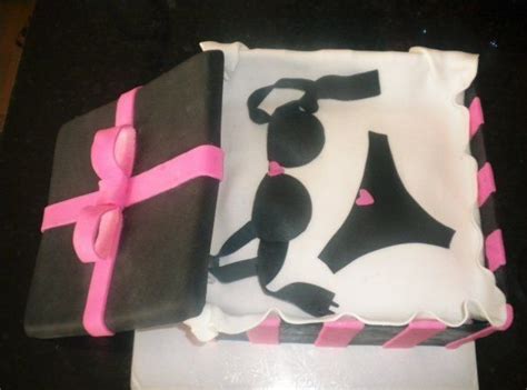 Decorando Festas M Nica Buriche Id Ias Para O Ch De Lingerie Bolos E Cup Cakes