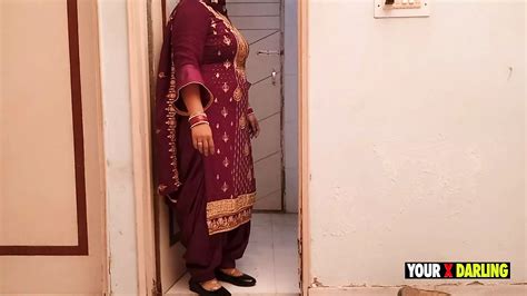 Punjabi Bhabhi Wants Bihari S Dick In Her Pussy When He Is Pissing In