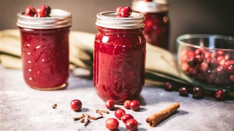 Canning Cranberry Sauce | The Rustic Elk