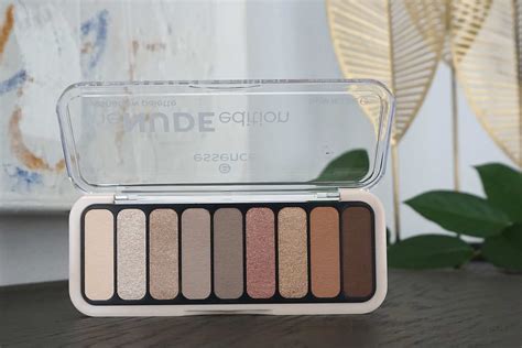 Essence The Nude Edition Eyeshadow Palette Review Verdraaid Mooi