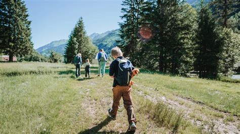 A quoi ressemble le sac à dos idéal pour les jeunes aventuriers 6 10