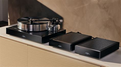 Naim Solstice turntable - Tune Hi-Fi Seattle
