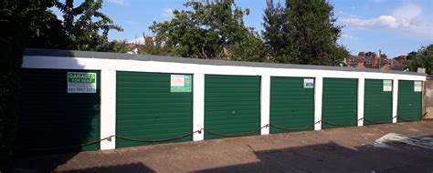 Barry Road - Lock Up Garages