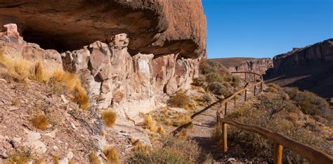 Concretan La Donación De Tierras Para Crear Un Parque Provincial En La Cueva De Las Manos