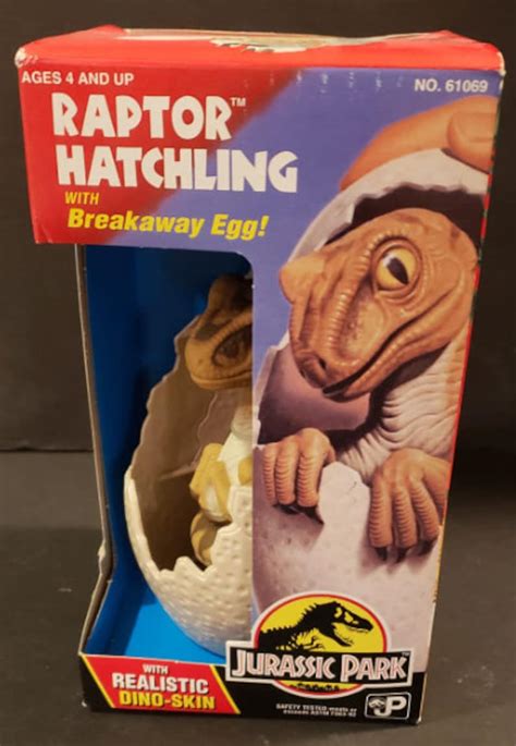 Jurassic Park Raptor Hatchling With Break Away Egg Kenner 1994 Etsy