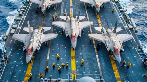 As Es La Vida Dentro Del Portaaviones Que Almacena Aviones Valorados