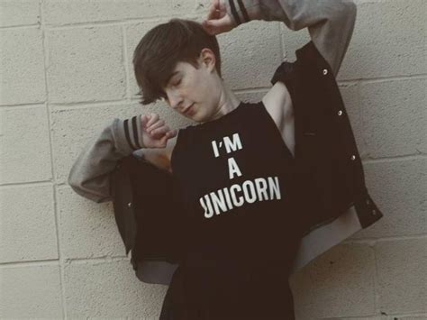 10 Marvelous Models Who Bring Androgyny to Fall Fashion