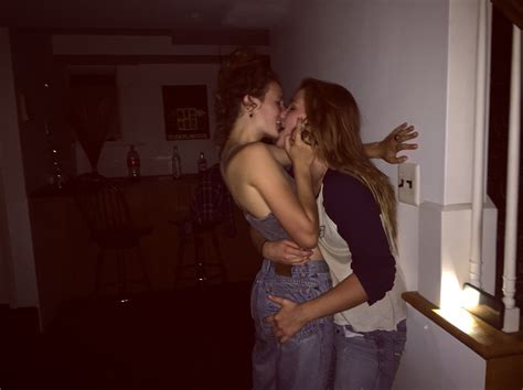 Lesbian Lip Lock Page 166 Literotica Discussion Board