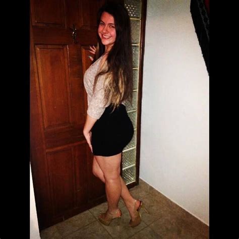 29 Year Old Hot Wife Scrolller