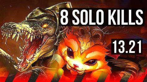 RENEKTON Vs GNAR TOP 8 Solo Kills 14 4 13 Godlike 900K Mastery