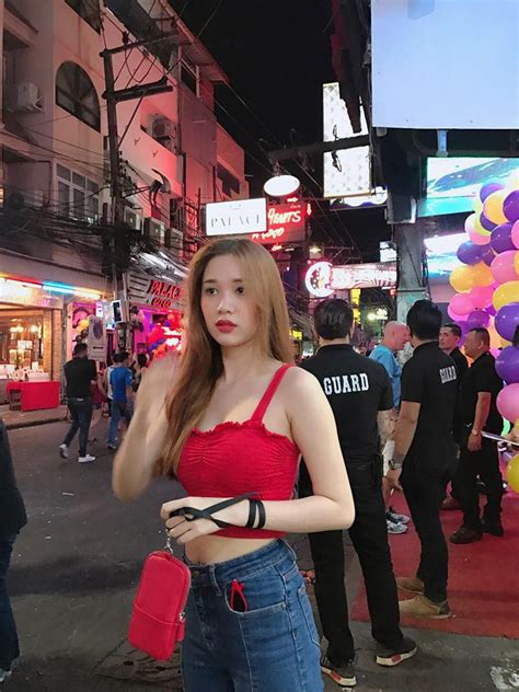 Em G I M A C A Ng C Trinh B T Ng Ng Nh Bikini Body V V Ng M T C C N Ng B Ng