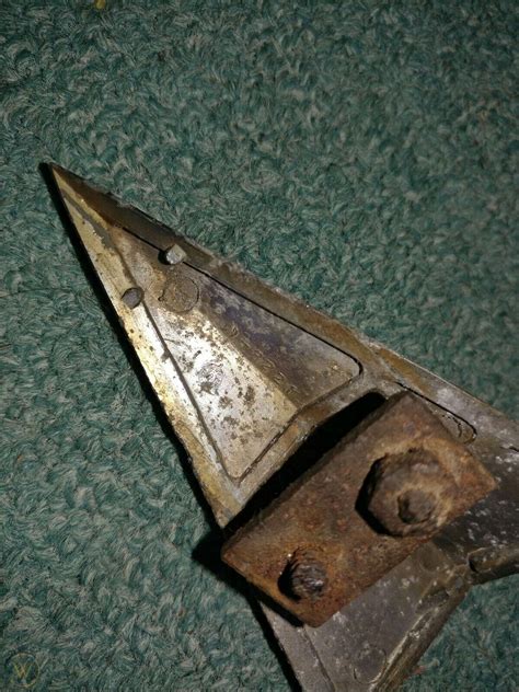 Vintage 1934 Ford V8 Emblem Grill Flathead 3837833731