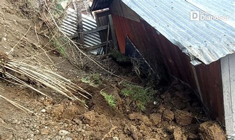 Deslizamiento De Tierra Llegó Hasta Dormitorio De Vivienda En Osorno