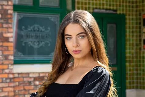 Corrie S Daisy Midgeley Star Charlotte Jordan Unveils Knockout Hair