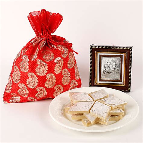 Buy Send Lakshmi Ganesha Frame Kaju Katli Hamper Online Ferns N Petals