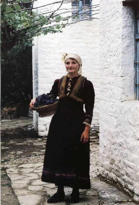 Albanian Folk Costumes Veshje Popullore Shqiptare Woman S Dress From