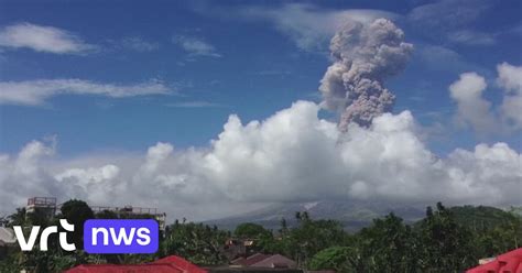 Vulkaan Mayon Barst Uit Op Filipijnen Vrt Nws Nieuws