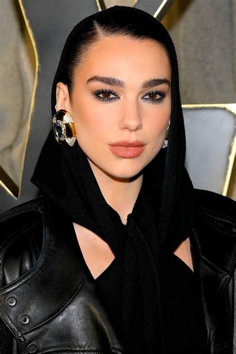 Dua Lipa Y Sus 25 Looks De Belleza Desde Hoy Hasta Sus Inicios