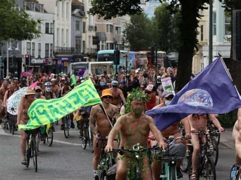 Video Hundreds Participate In Brighton 2024 Naked Bike Ride