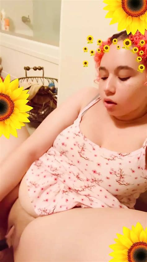 Vanilla Plays With Her Tight Pussy Xhamster