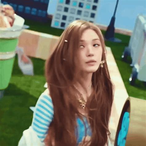 yuha heartshearts gif yuha heartshearts hh discover share gifs