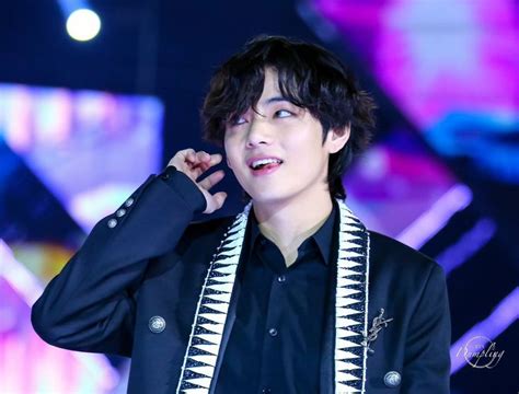 BTS Dumpling REST On Twitter Bts Kim Taehyung Cute Gay