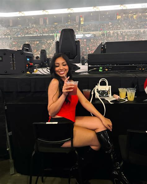 Lesly V (@leslyyy_3) • Instagram photos and videos