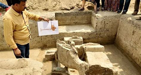 literary yardare    chariots unearthed  asi belong