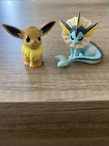 Tomy Pokemon Eevee Vaporeon Figure Cgtsj Lot S Pvc Vtg Gen