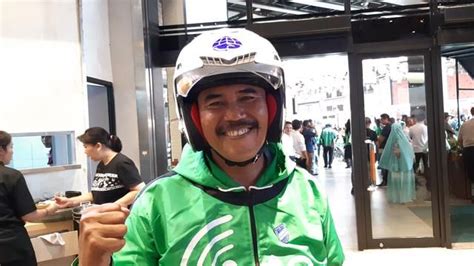 Inilah Sosok Driver Ojek Online Pertama Bernomor 001 Banyak Cerita